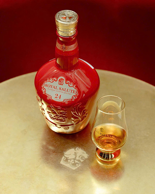 mua chivas 24 hộp quà tết 2026 ở đâu uy tín