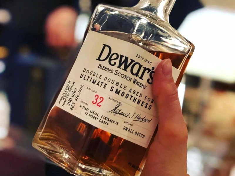 rượu whisky dewar’s 32 năm