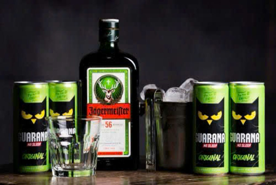 cách uống jägermeister ngon đúng điệu: lạnh hay pha?
