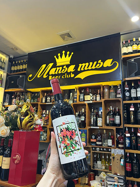 rượu vang 200k làm quà tặng: 5 lựa chọn đáng giá