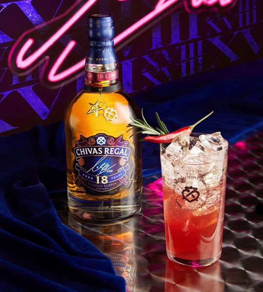 chivas 18 year old gold signature blended scotch whisky