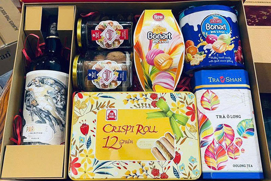 hộp quà rượu vang gỗ sang trọng bán tại cầu giấy giá tốt