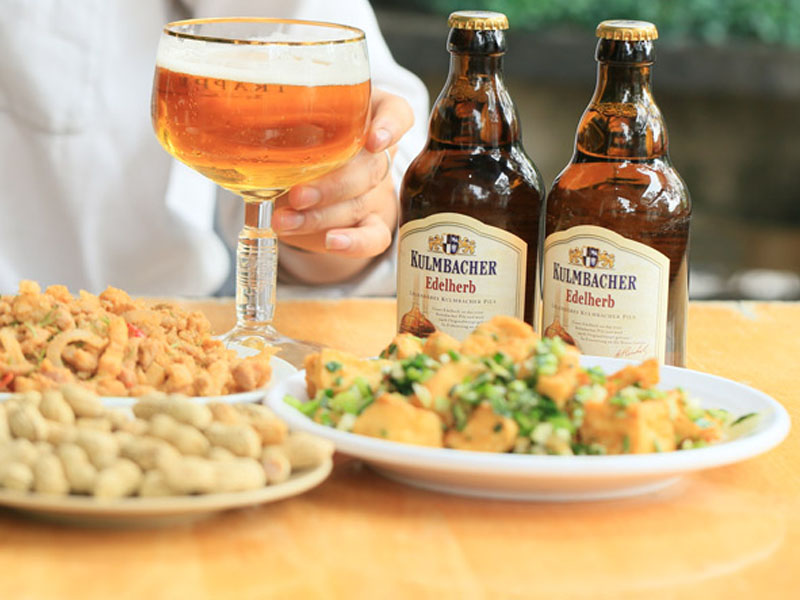 bia kulmbacher edelherb pils bia kulmbacher edelherb pils